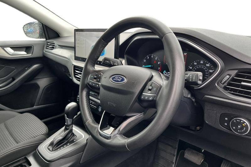 Used Ford Focus 2023 for sale - 76154213: Photo 9