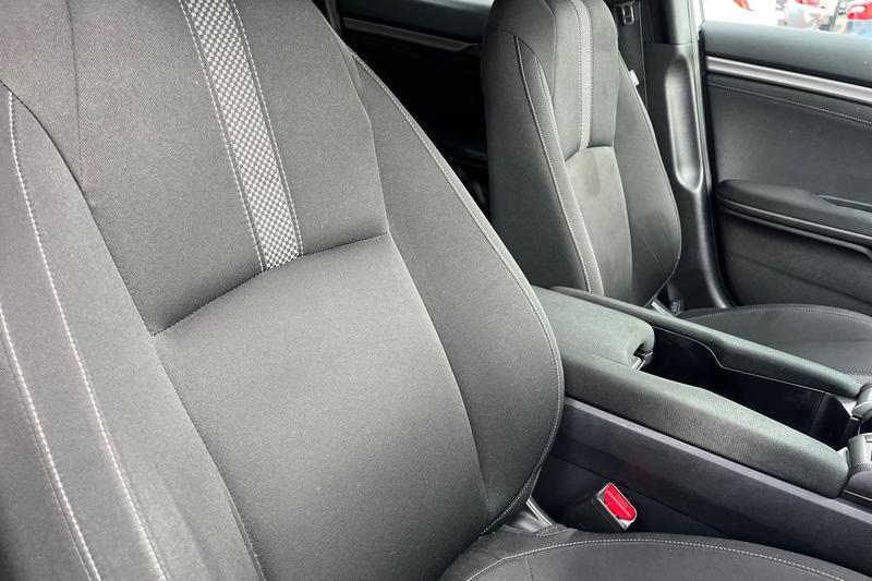 Used Honda Civic 2021 for sale - 77746896: Photo 17