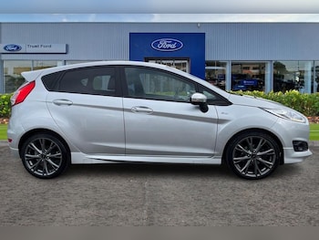 Used Ford Fiesta 2017 for sale - 76190540: Photo 3