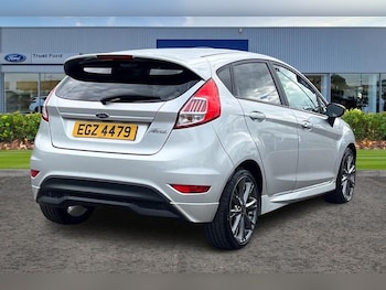 Used Ford Fiesta 2017 for sale - 76190540: Photo 4