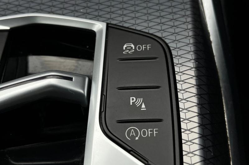 Used BMW 3 Series 2024 for sale - 78166358: Photo 25