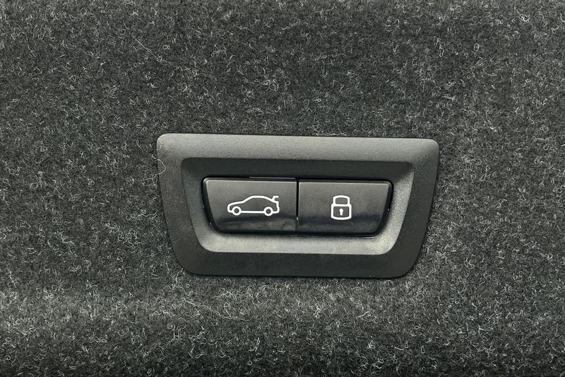 Used BMW 3 Series 2024 for sale - 78166358: Photo 38