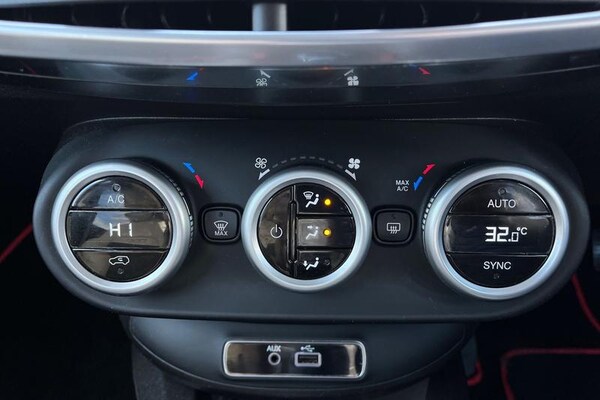 Used Fiat 500X 2018 for sale - 76322240: Photo 27