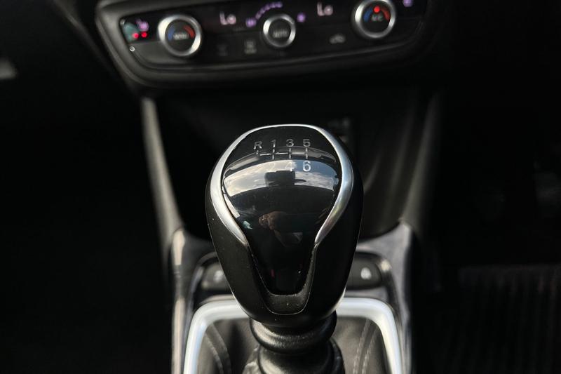 Vehicle 33