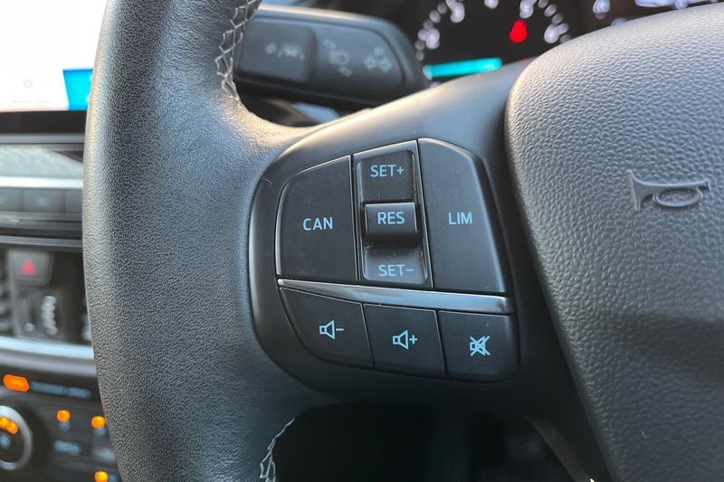 Used Ford Fiesta 2019 for sale - 76621512: Photo 24