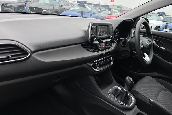 Used Hyundai i30 2017 for sale - 76265984: Photo 18