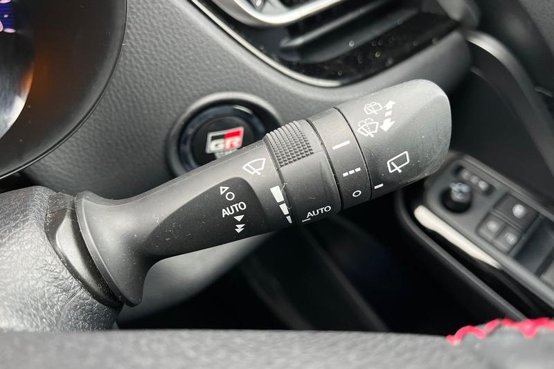 Used Toyota C-HR 2022 for sale - 77570641: Photo 15