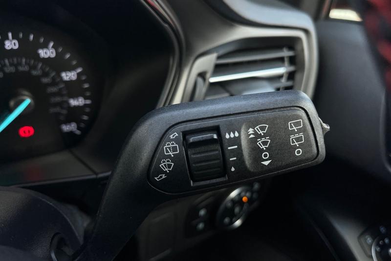 Used Ford Focus 2023 for sale - 76117468: Photo 15