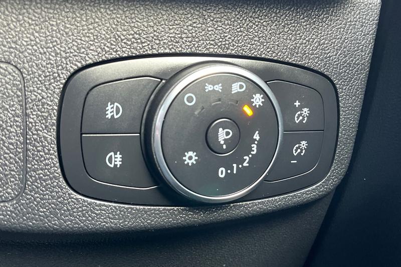 Used Ford Focus 2023 for sale - 76117468: Photo 23