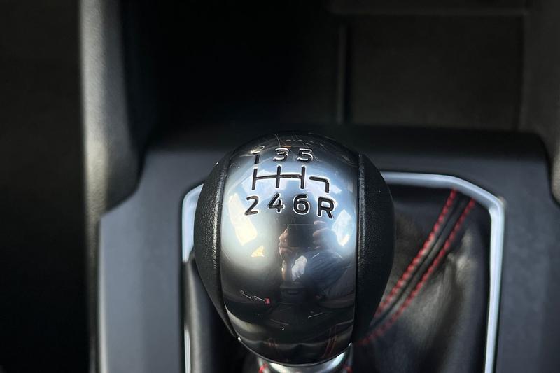 Used Ford Focus 2023 for sale - 76117468: Photo 28
