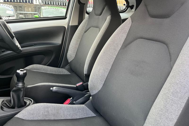 Used Toyota Aygo X 2023 for sale - 76545353: Photo 19