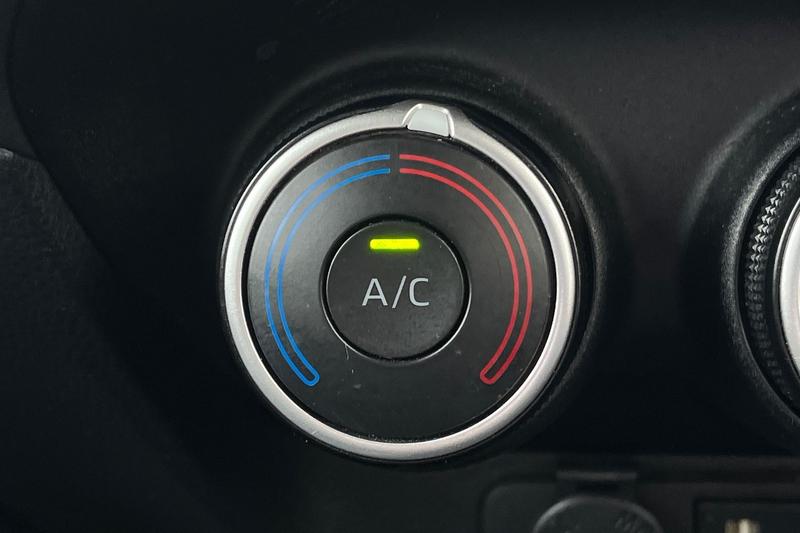 Used Toyota Aygo X 2023 for sale - 76545353: Photo 28