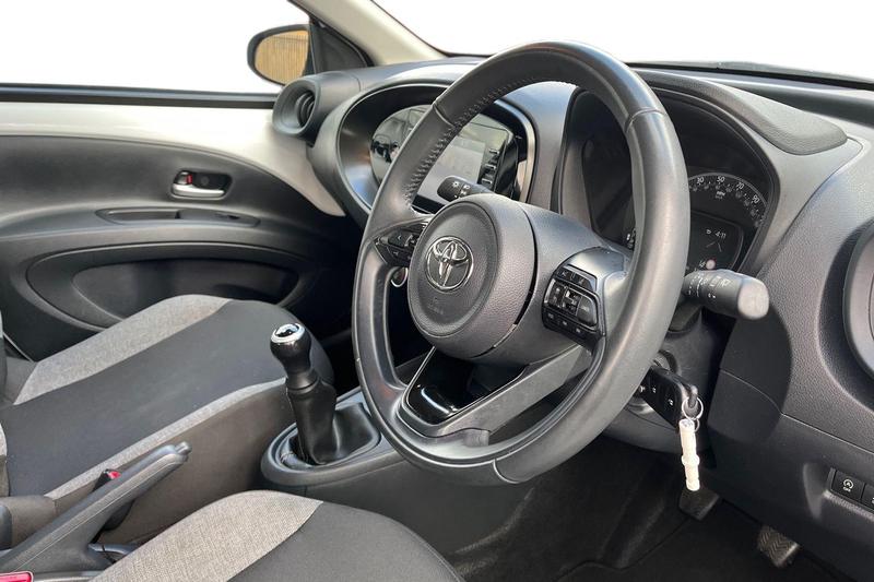 Used Toyota Aygo X 2023 for sale - 76545353: Photo 9