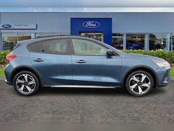 Used Ford Focus 2022 for sale - 76332565: Photo 3