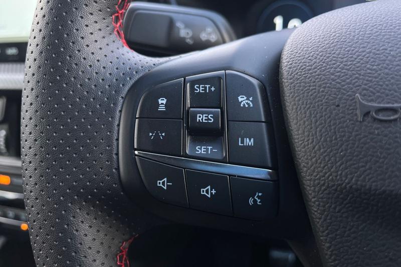 Used Ford Kuga 2025 for sale - 77665685: Photo 25