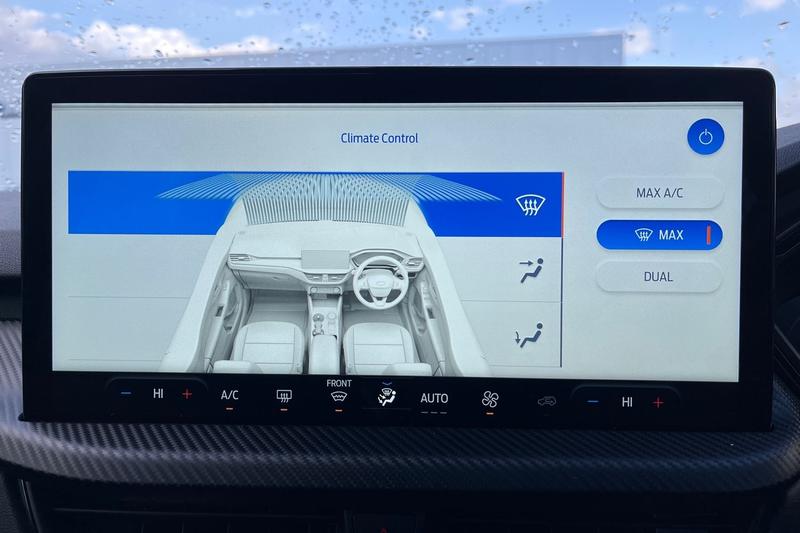 Used Ford Kuga 2025 for sale - 77665685: Photo 32