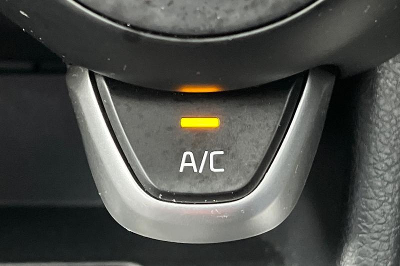 Used Kia Picanto 2023 for sale - 78180387: Photo 33