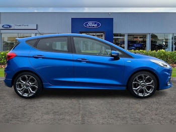 Used Ford Fiesta 2020 for sale - 79102530: Photo