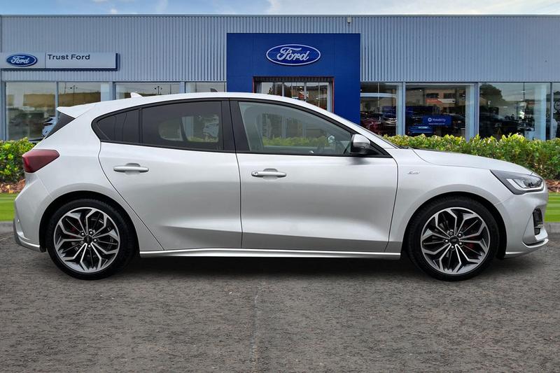 Used Ford Focus 2025 for sale - 76576701: Photo 3