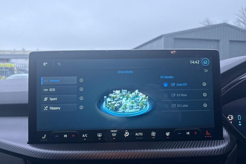 Used Ford Kuga 2025 for sale - 77030715: Photo 30