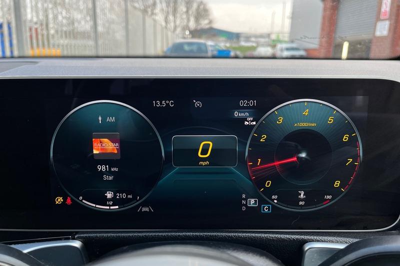 Used Mercedes-Benz GLB for sale - 77746923: Photo 39