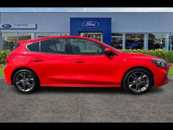 Used Ford Focus 2022 for sale - 74917592: Photo