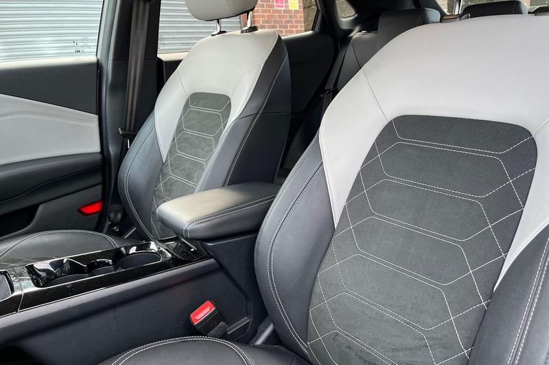 Used Ford Puma Gen-E 2025 for sale - 77855056: Photo 19