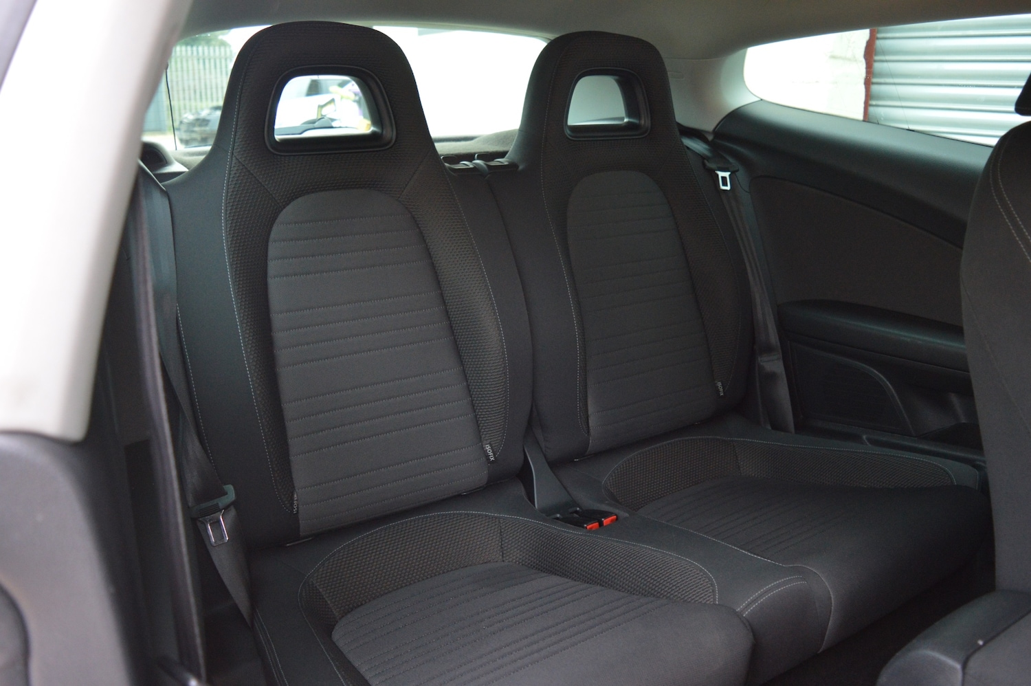 Used Volkswagen Scirocco 2011 for sale - 77981652: Photo 13