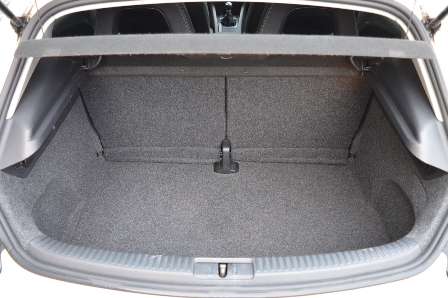 Used Volkswagen Scirocco 2011 for sale - 77981652: Photo 14