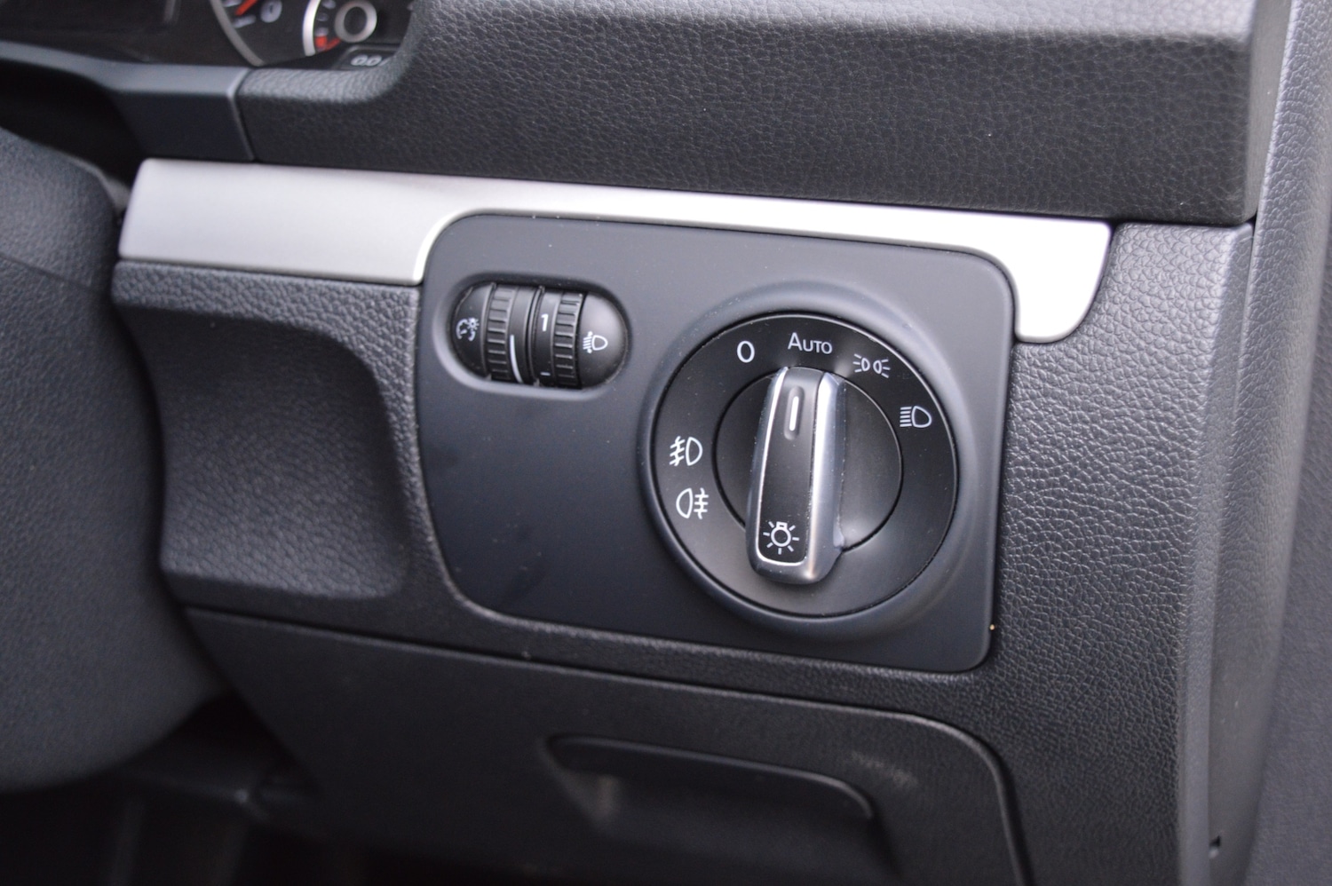 Used Volkswagen Scirocco 2011 for sale - 77981652: Photo 20