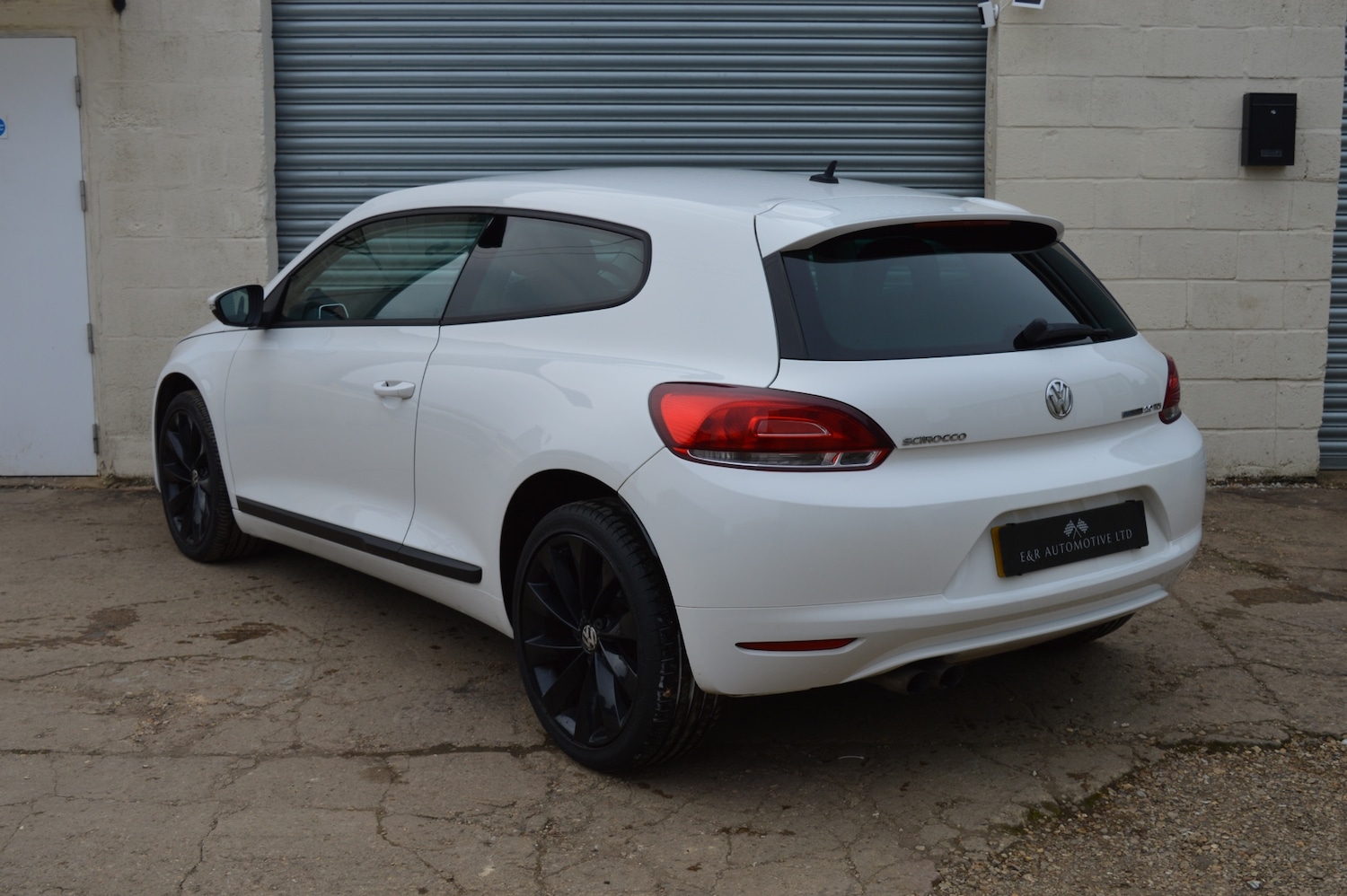Used Volkswagen Scirocco 2011 for sale - 77981652: Photo 6