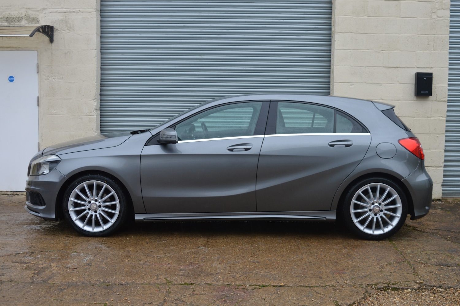 Used Mercedes-Benz A-Class 2014 for sale - 76815163: Photo 5