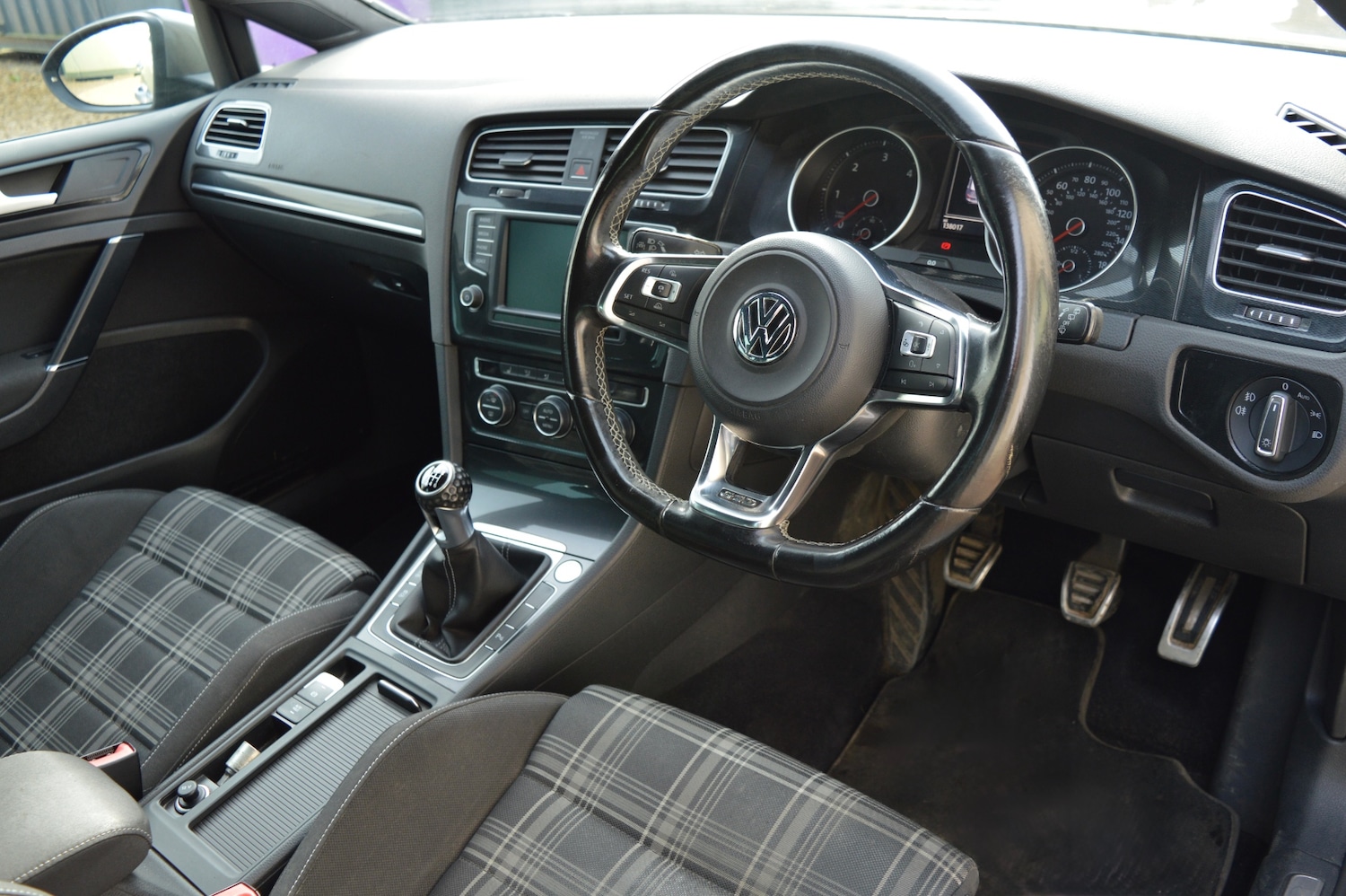 Used Volkswagen Golf 2015 for sale - 77584275: Photo 11