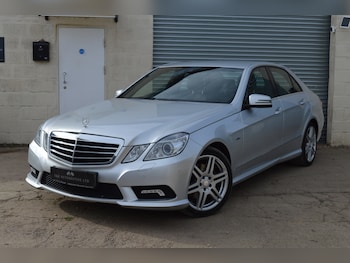 Used Mercedes-Benz E Class 2011 for sale - 79470973: Photo