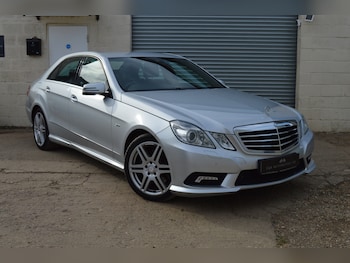 Used Mercedes-Benz E Class 2011 for sale - 79470973: Photo