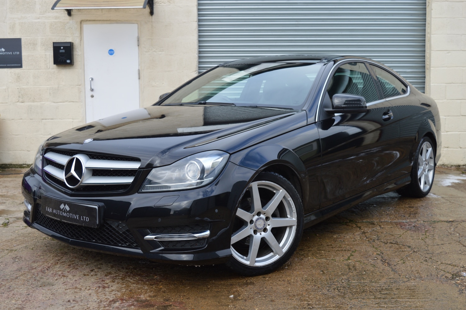 Used Mercedes-Benz C Class 2014 for sale - 76613652: Photo 1