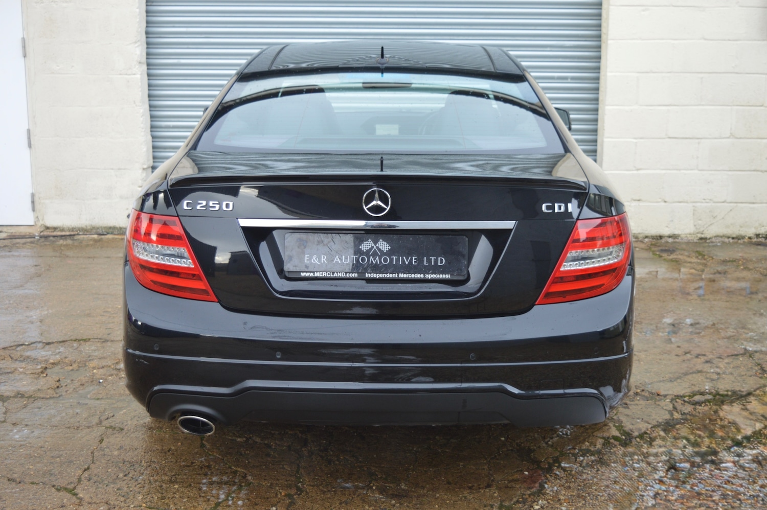Used Mercedes-Benz C Class 2014 for sale - 76613652: Photo 7