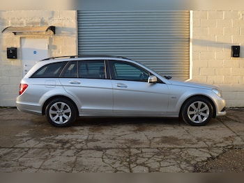 Used Mercedes-Benz C Class 2011 for sale - 77128455: Photo