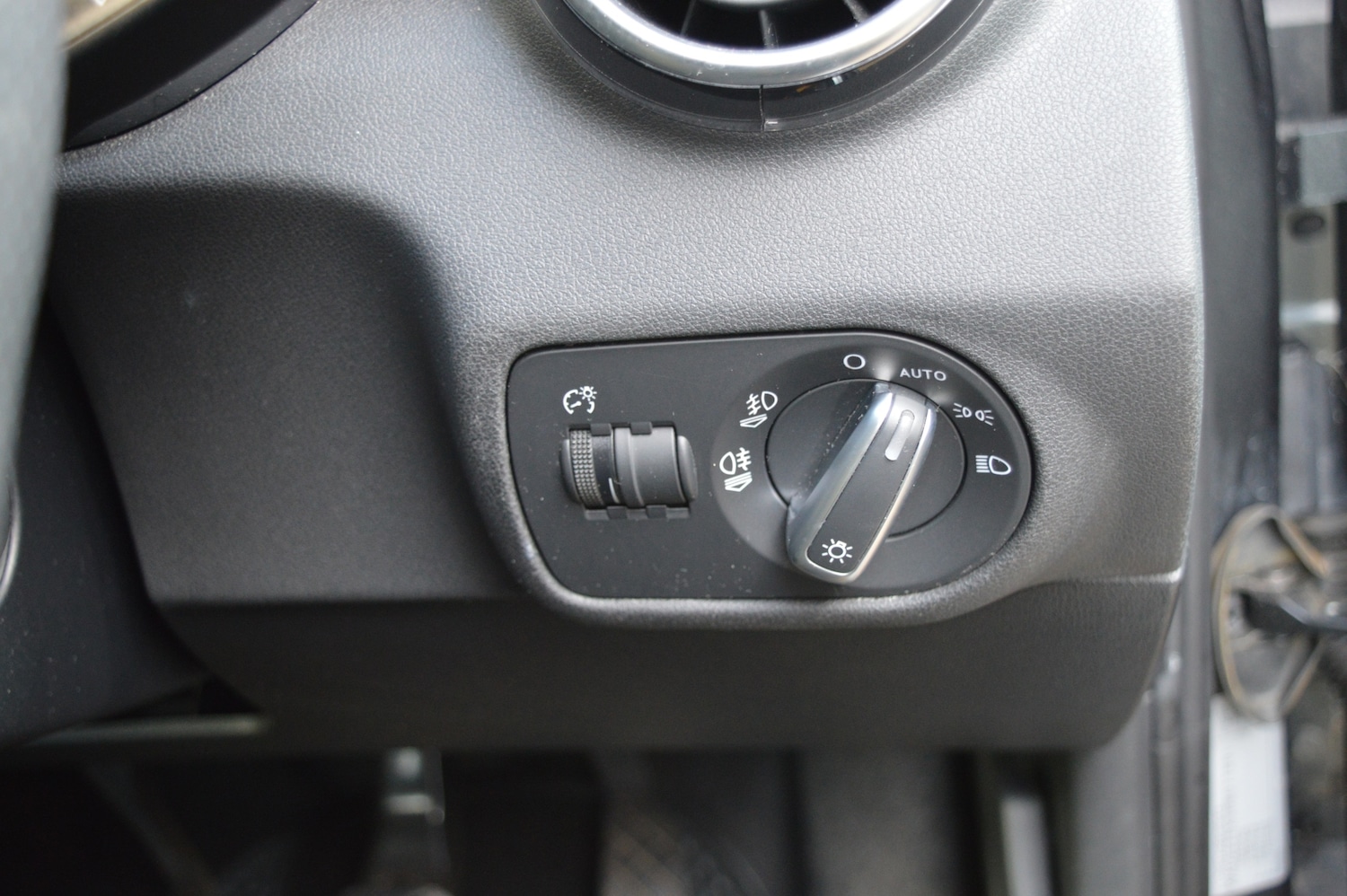 Used Audi A1 2013 for sale - 77663534: Photo 23