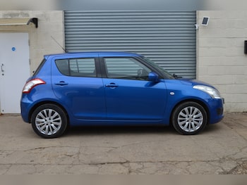 Used Suzuki Swift 2013 for sale - 79273431: Photo
