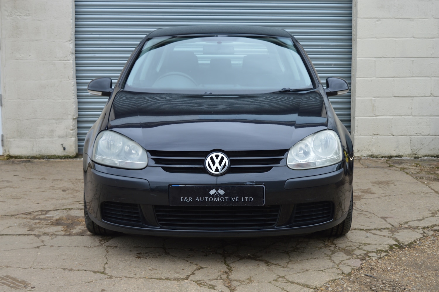 Used Volkswagen Golf 2004 for sale - 77630963: Photo 2
