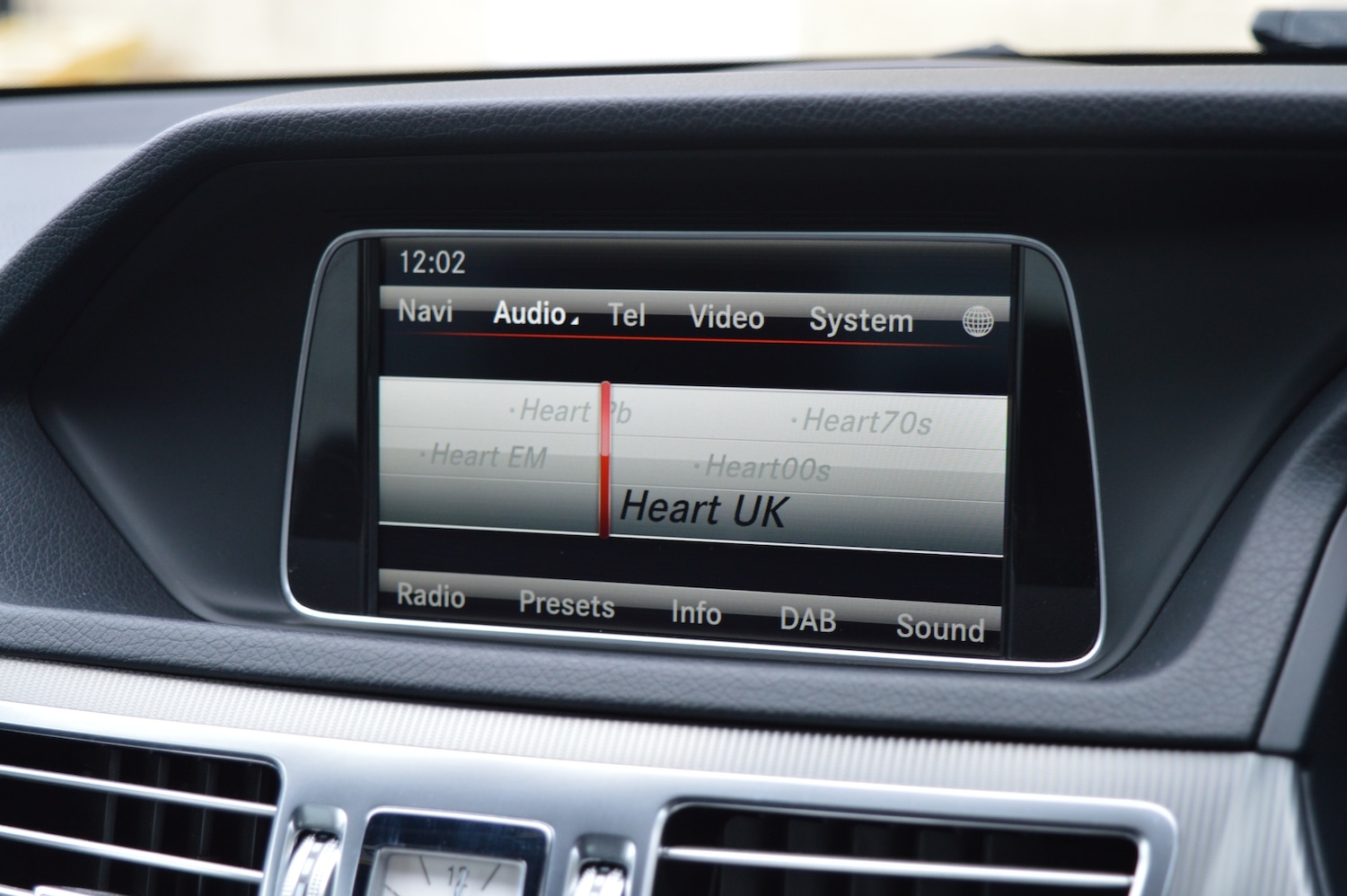 Used Mercedes-Benz E Class 2014 for sale - 77380800: Photo 18