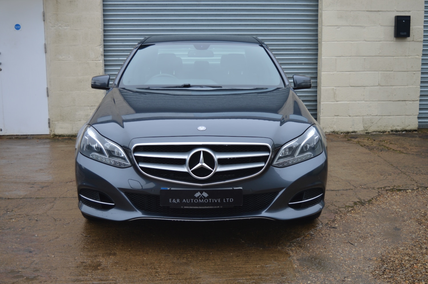 Used Mercedes-Benz E Class 2014 for sale - 77380800: Photo 2