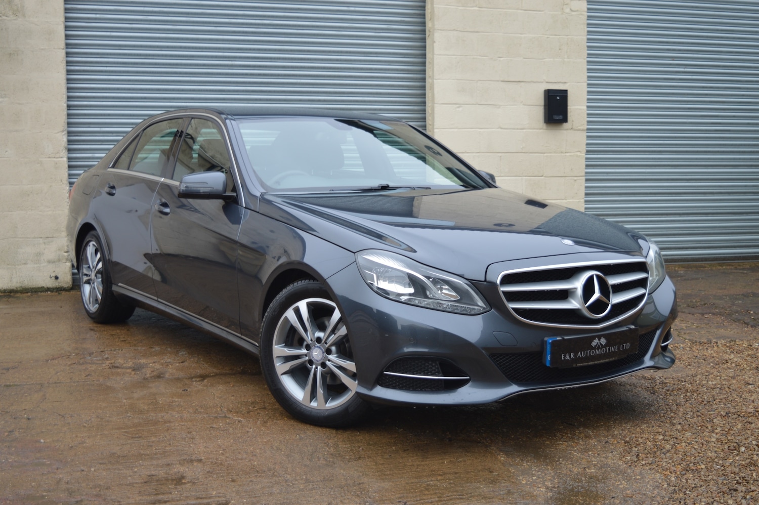 Used Mercedes-Benz E Class 2014 for sale - 77380800: Photo 3