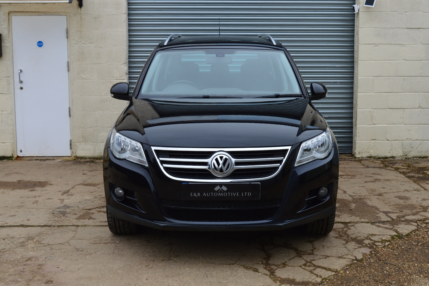 Used Volkswagen Tiguan 2009 for sale - 77776390: Photo 2