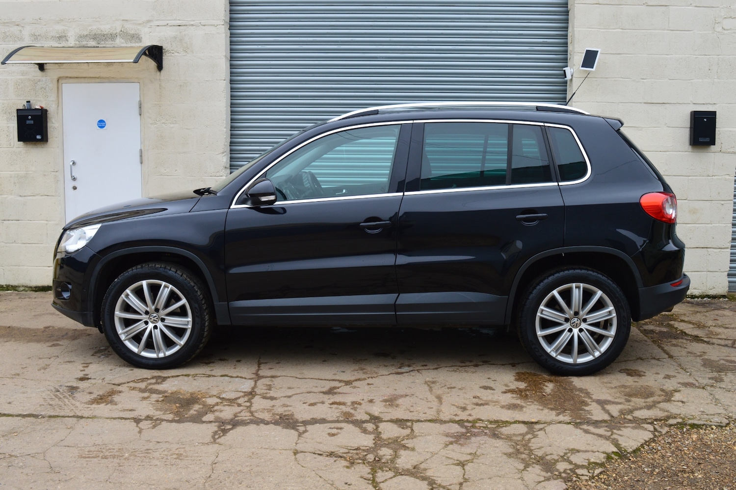 Used Volkswagen Tiguan 2009 for sale - 77776390: Photo 5