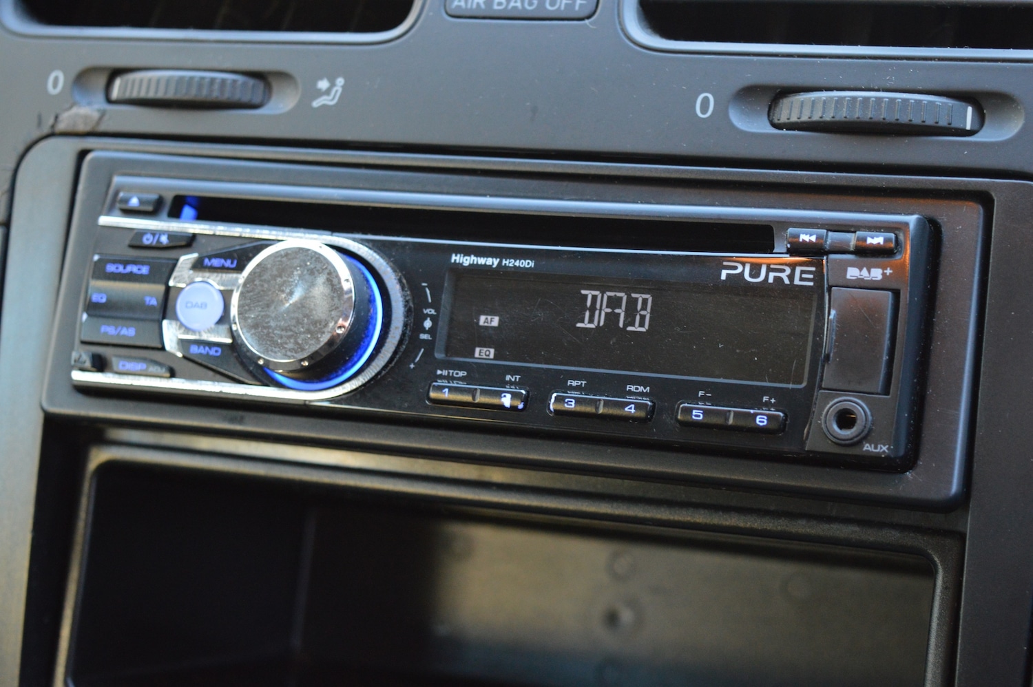 Used Volkswagen Golf 2005 for sale - 77001633: Photo 15