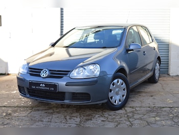 Used Volkswagen Golf 2005 for sale - 77001633: Photo