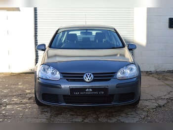 Used Volkswagen Golf 2005 for sale - 77001633: Photo