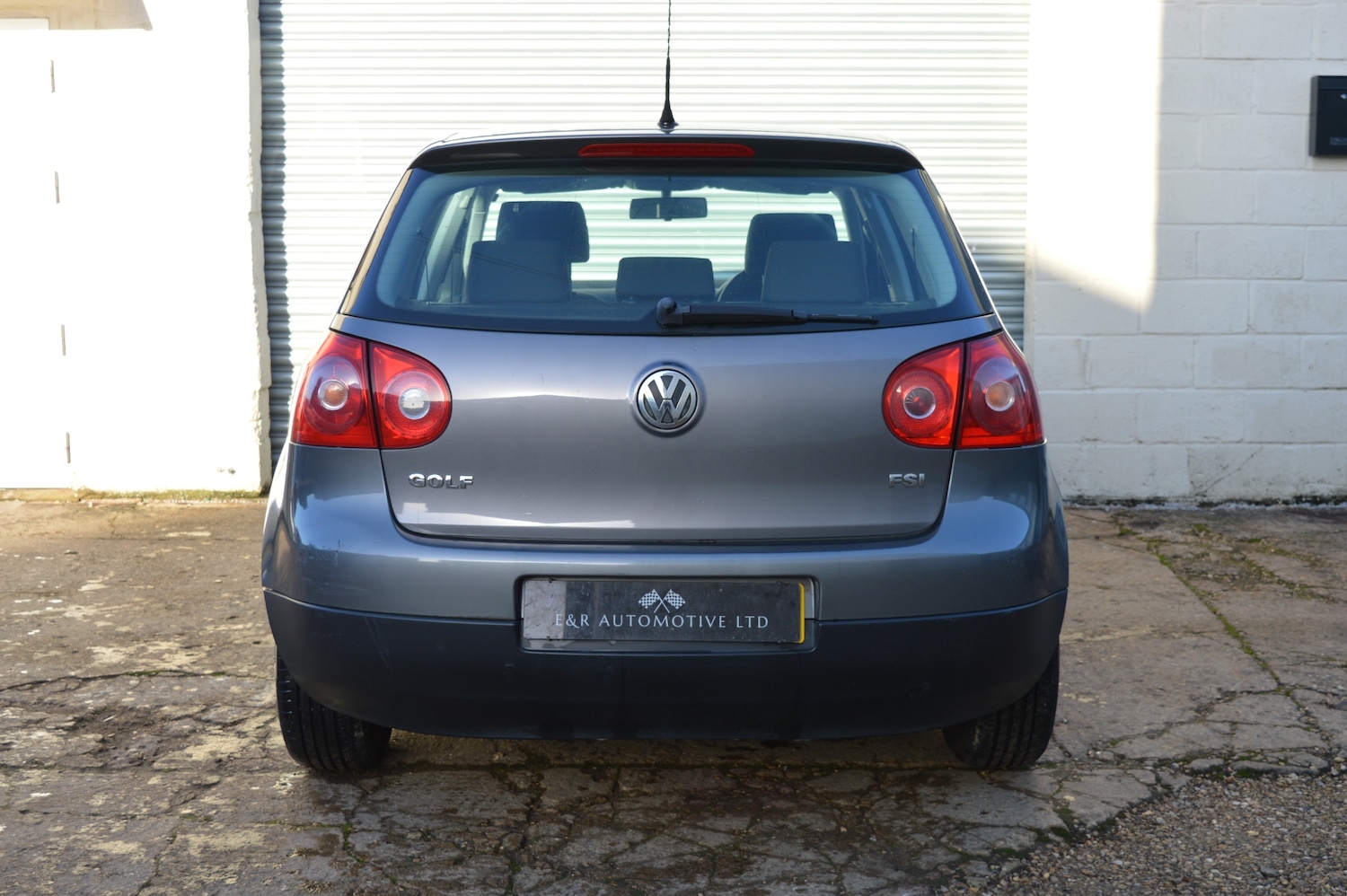 Used Volkswagen Golf 2005 for sale - 77001633: Photo 7